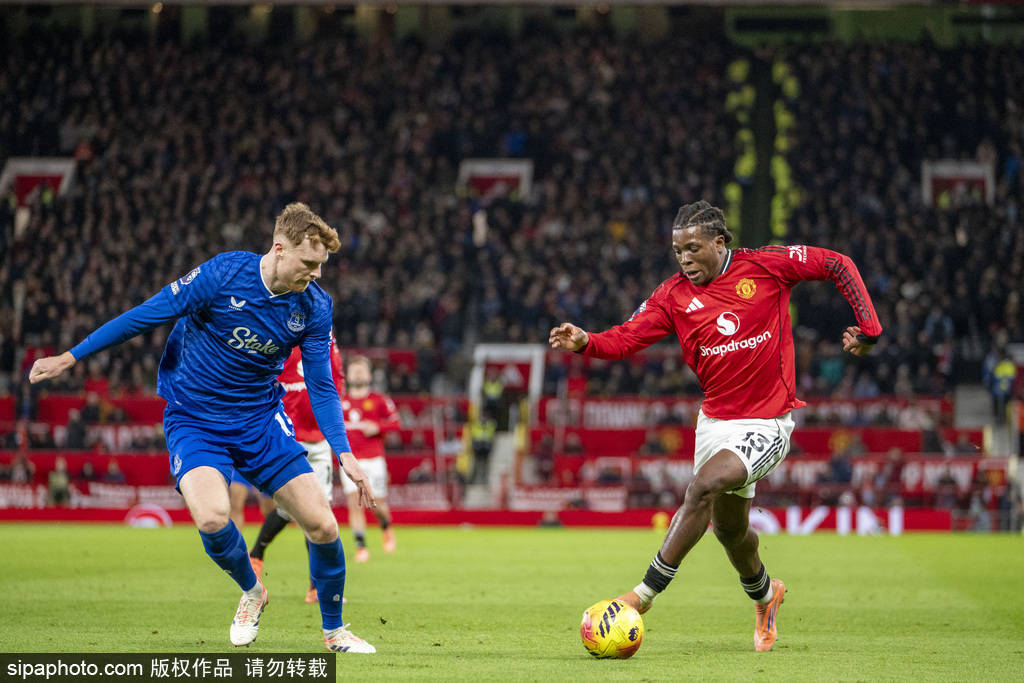 遭小因扎吉弃用 得弗里克青睐 31岁坎塞洛400万欧租借回归巴萨