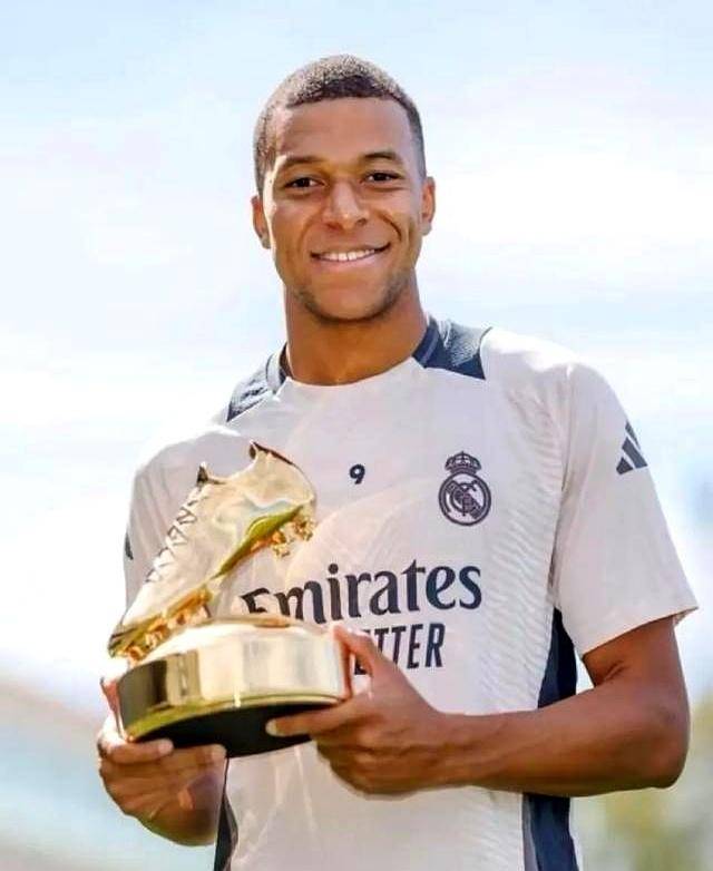 意甲-魔笛首球阿莱格里红牌 米兰1-0博洛尼亚